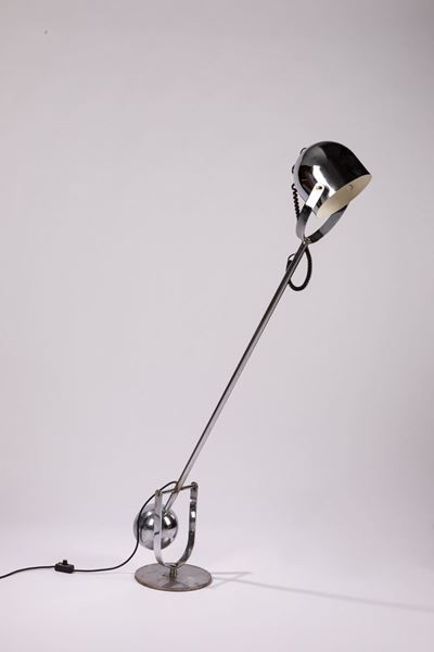 Lampada da terra girevole in metallo cromato