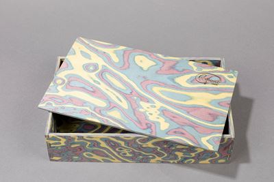 Scatola in legno verniciato