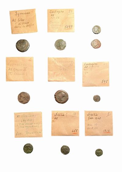 Lotto di 10 monete in bronzo del mondo greco e magno greco, comprendente esemplari da Cartagine e...