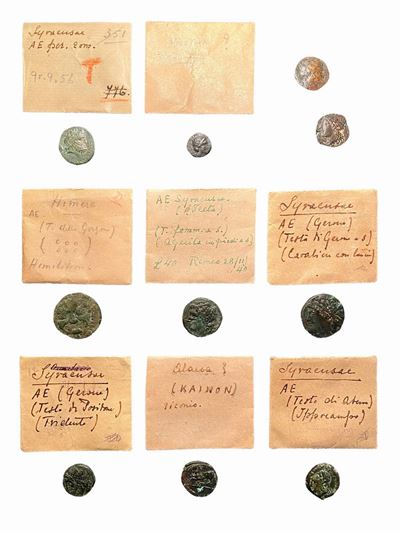 Lotto di 10 monete in bronzo del mondo greco e magno greco, tra cui Siracusa, Alesa, Himera
