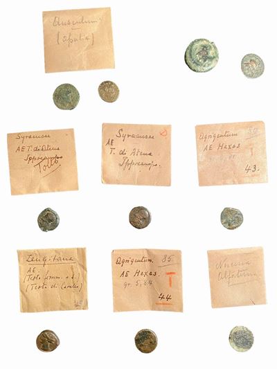 Collezione di 10 monete del mondo greco e magno greco, incluse Siracusa, Agrigento e Cartagine