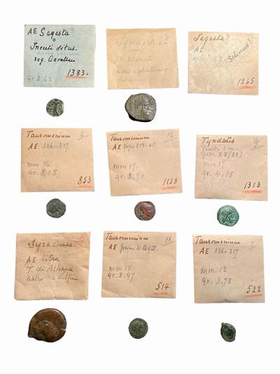 Lotto di 9 Monete in Bronzo del Mondo Greco e Magno Greco, Segesta, Tauromenion, Tyndaris, Siracu...