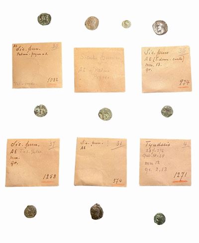 Lotto di 10 monete in bronzo del mondo greco e magno greco, tra cui Tyndaris e Cartagine
