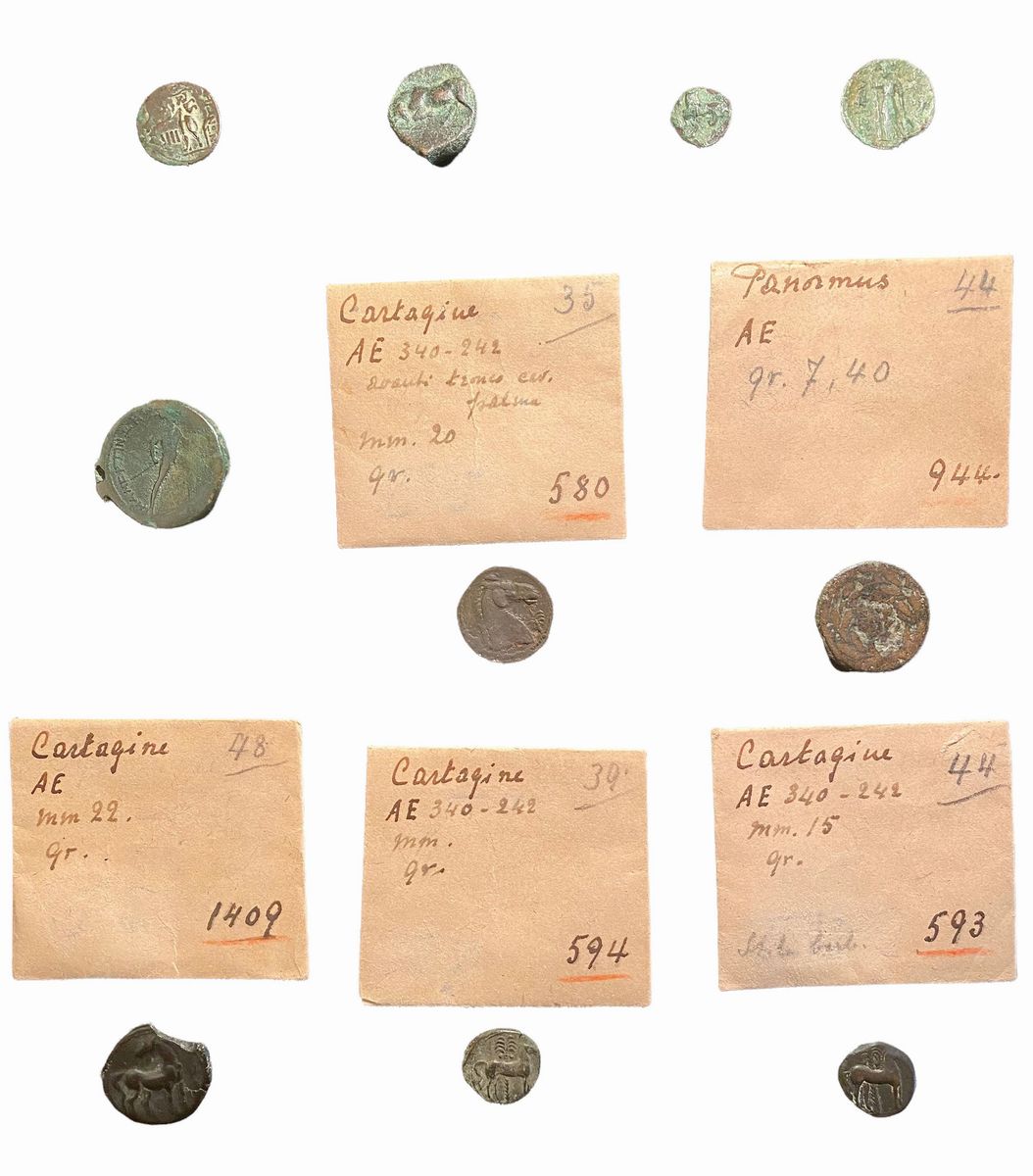 Lotto di 10 monete in bronzo del mondo greco e magno greco