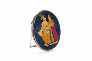 Portrait holder in lapis lazuli painted with female figures and mounted in silver, India 20th century