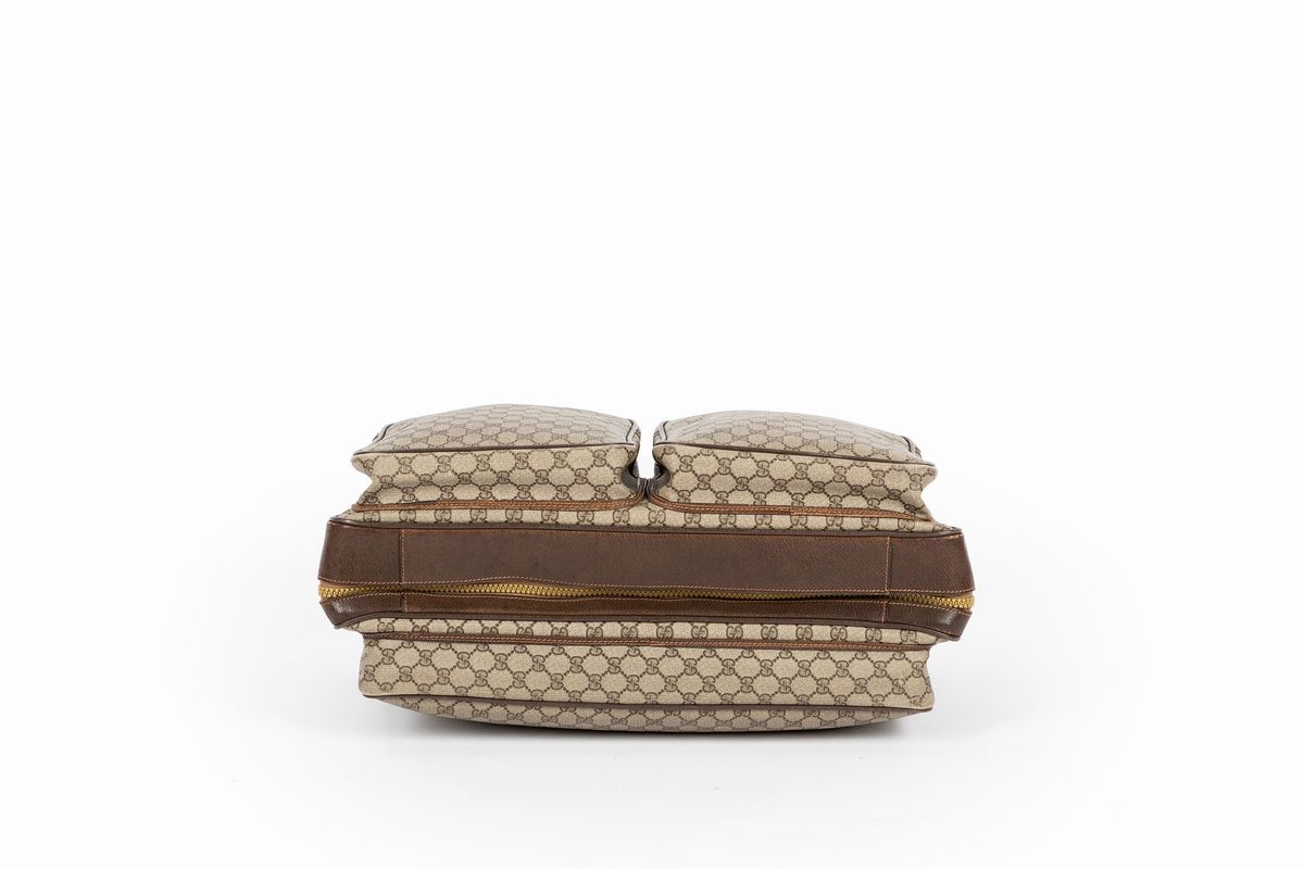 Gucci - Valigia con logo GG, tessuto monogrammato e pelle di cinghiale