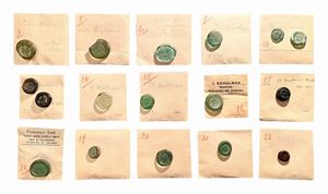 Lotto di 17 gettoni monetali in pasta vitrea