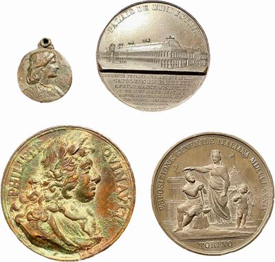 Lotto di quattro medaglie in bronzo, inclusa una francese dell'Esposizione Universale e una dell'...