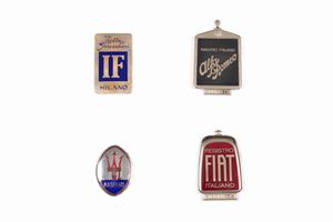 Lot consisting of four metal and enamel plaques