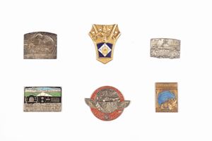 Lot consisting of six metal and enamel plaques