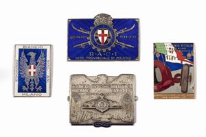 Lot consisting of four metal and enamel plaques