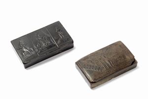 Due scatoline in corno con raffigurazioni napoleoniche, secolo XIX