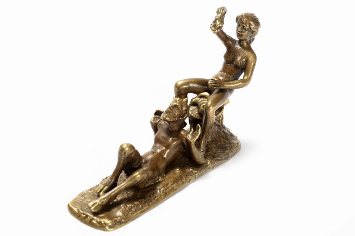 Scultura in Bronzo Raffigurante Scena Erotica, Probabilmente Francia, Fine Secolo XIX - Inizi Sec...