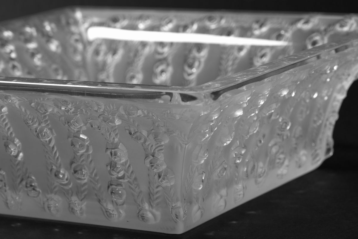 Lalique - Centrotavola in Cristallo Satinato