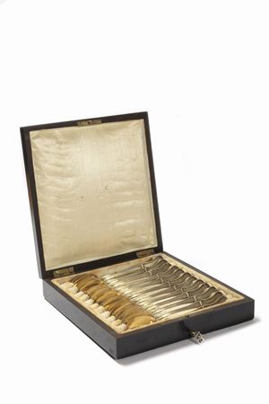 Set of twelve silver teaspoons, France, late 19th century