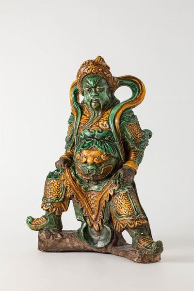 Raffigurazione di Guandi, terracotta invetriata Sancai, Cina, Dinastia Ming, XVII secolo