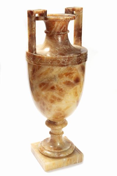 Vaso in Alabastro Adattato a Lume, Anni '20 del Novecento