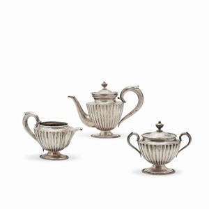  - A silver tea service, Italy, 20th Century, defects
