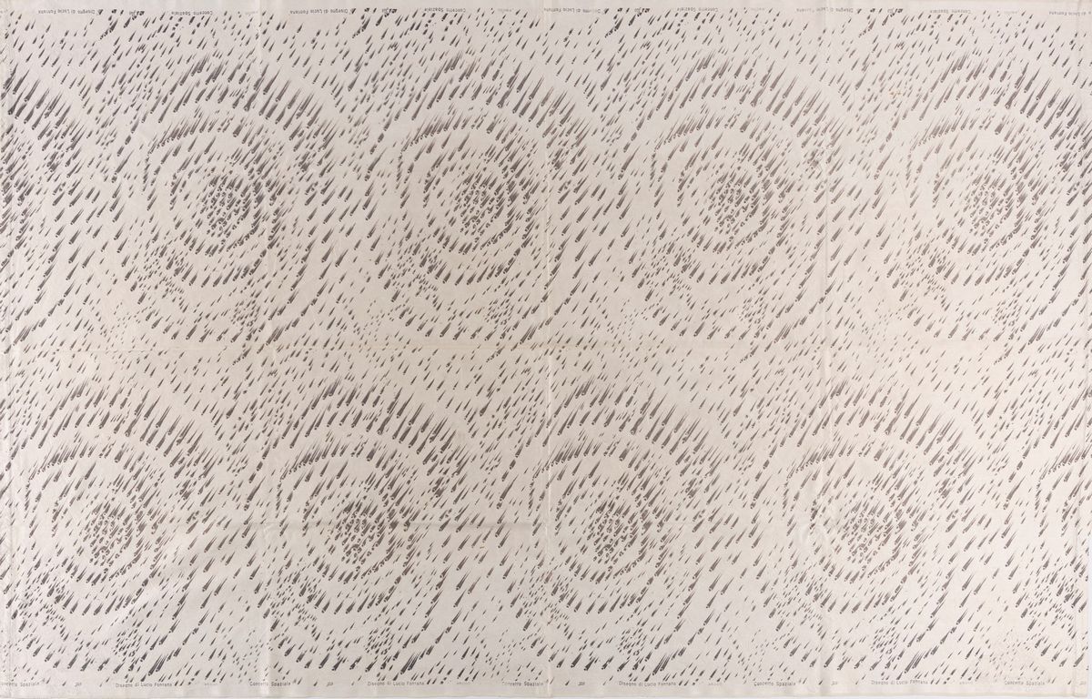 Lucio Fontana per Cassina - Lucio Fontana, Concetto spaziale, stampa serigrafica su tessuto raso ...