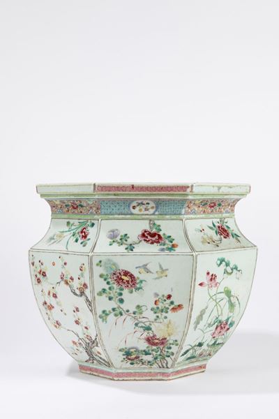 Grande giardiniera in porcellana Famiglia Rosa, Cina, XIX secolo