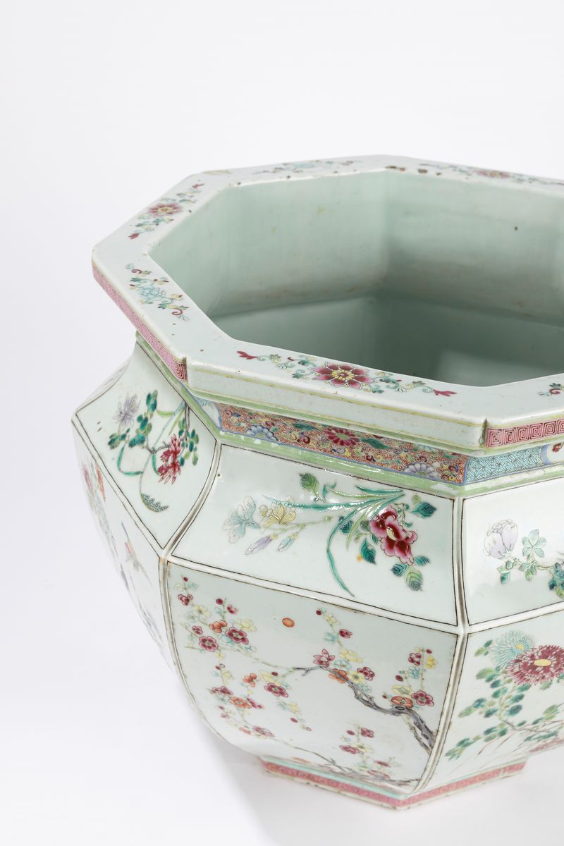 Grande giardiniera in porcellana Famiglia Rosa, Cina, XIX secolo