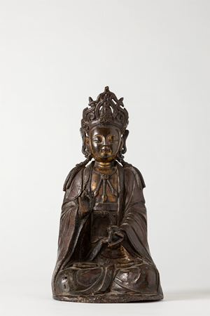 A lacquered and partially gilt bronze Guanyin. China, Ming dynasty, 15th-16th century