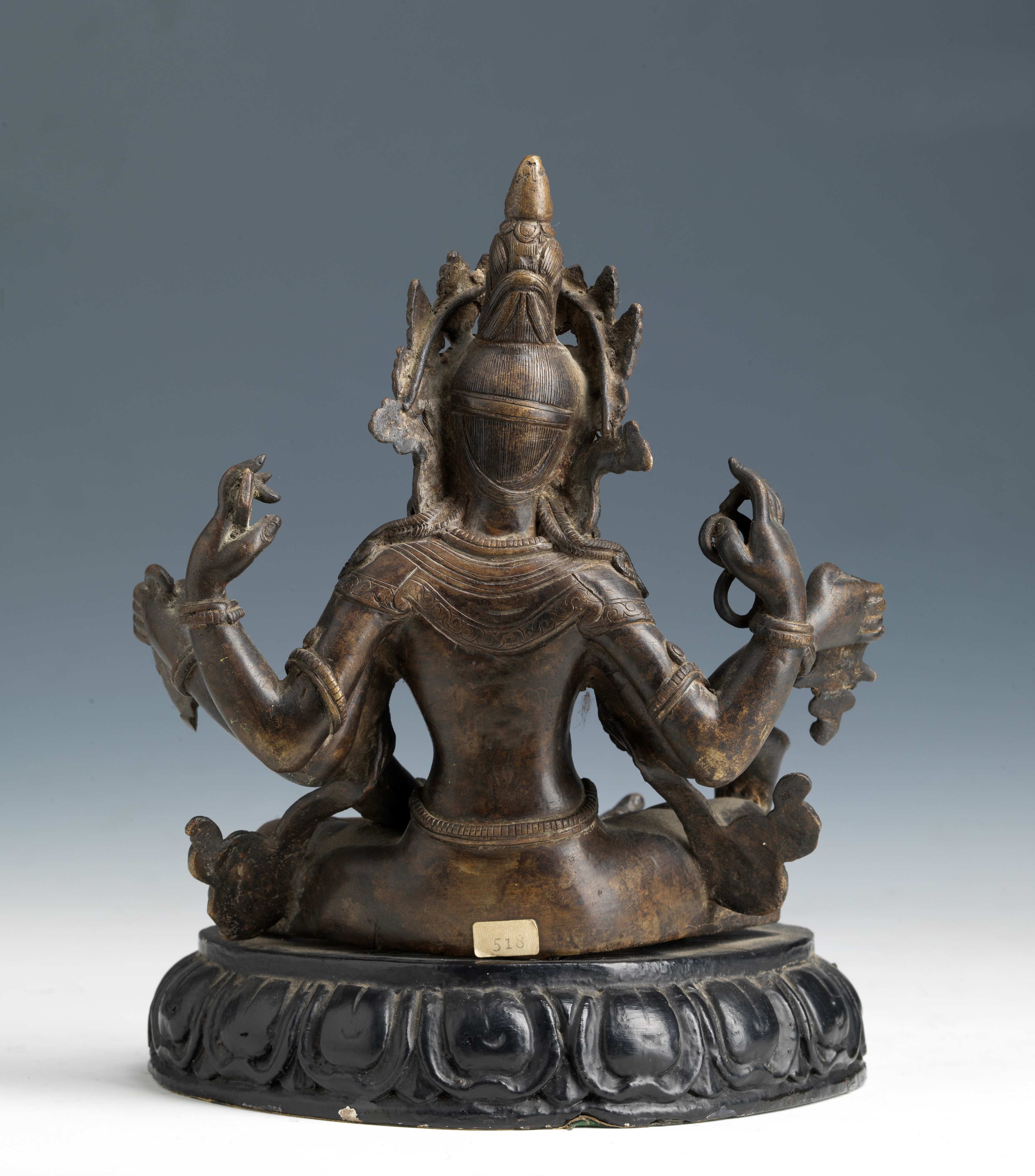 Scultura in bronzo a patina scura raffigurante Vasudhara, Tibet, XIX secolo