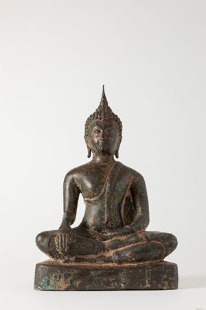 Scultura in bronzo raffigurante Buddha assiso. Thailandia, secolo XVIII/XIX