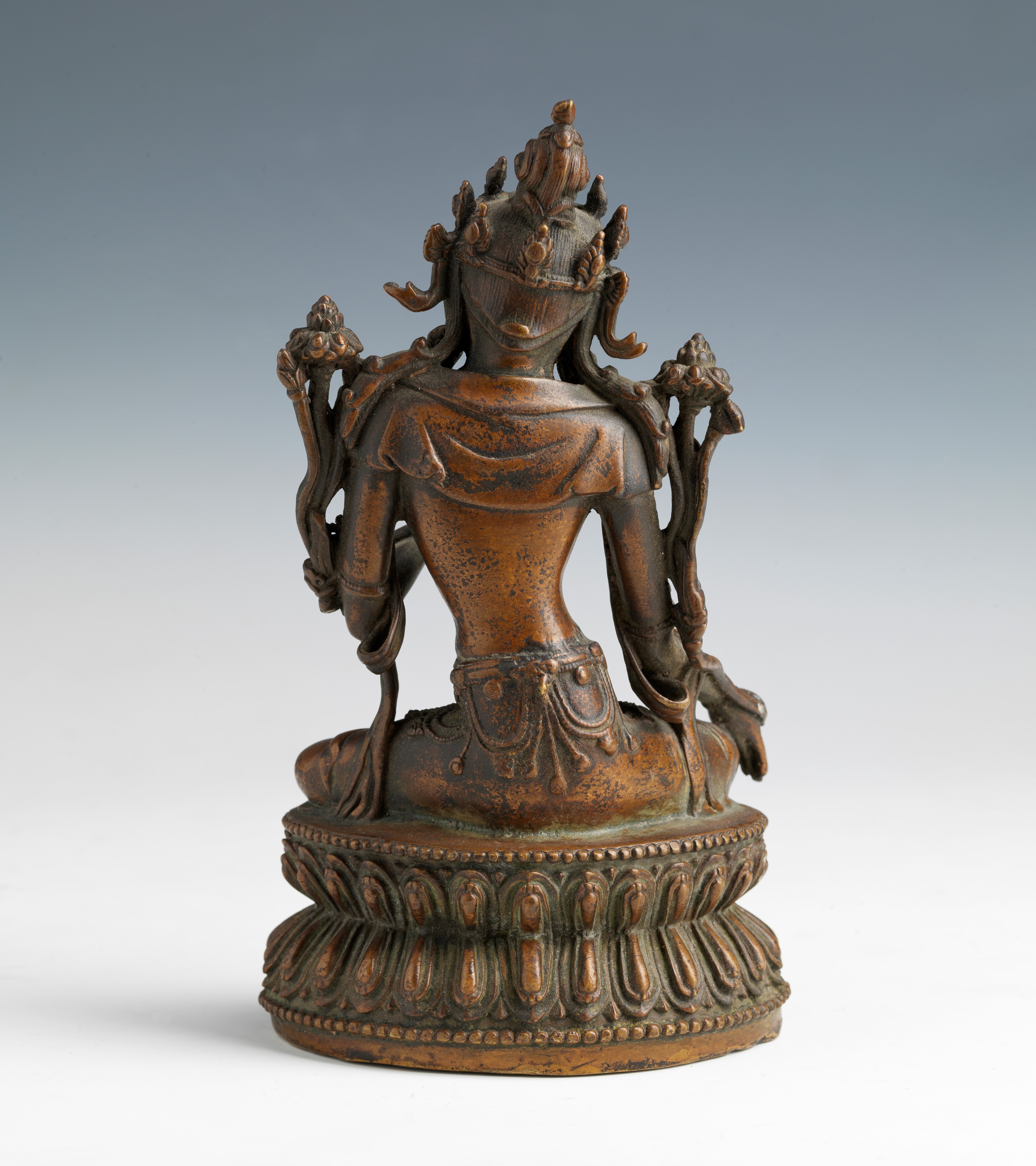 Scultura in Bronzo a Patina Scura Raffigurante Tara. Tibet, Secolo XIX/XX