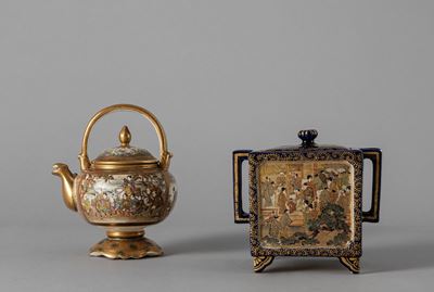 Teiera e scatola portaprofumi in ceramica Satsuma, Giappone, periodo Meiji (1868-1912)