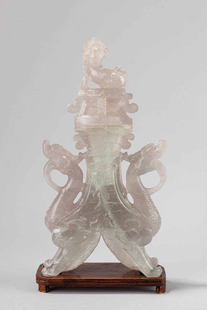 Vaso con Coperchio Decorato con Animali Mitologici, Cina Secolo XX