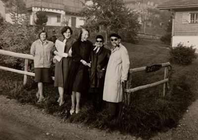 Man Ray Et Famille