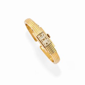 Valmont - A 18k yellow gold wristwatch, Valmont