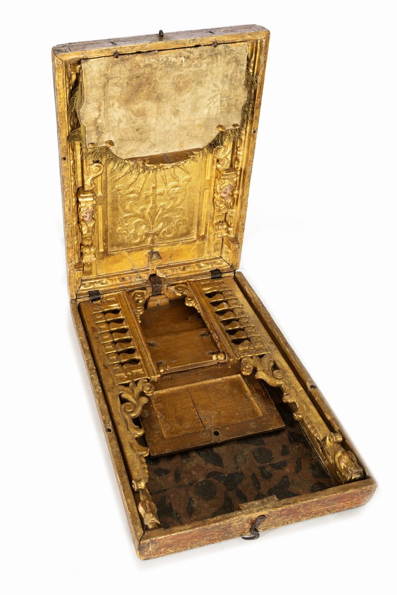 Altarolo da Viaggio in Legno Dorato, Secolo XVIII