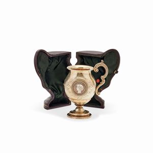  - Vermeil silver baptism cup, London, middle of 19th Century, with box