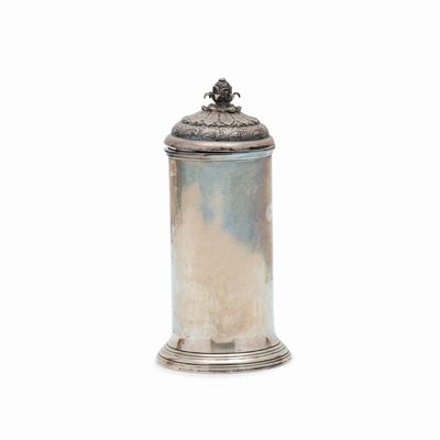 Vaso in argento, Italia, XX secolo, h 17 cm, diametro 8,5 cm