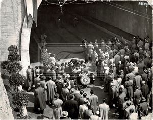Fotografia dell’inaugurazione della Galleria Tito Speri a Brescia