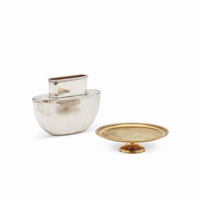 Oggetti in argento vermeil, vaso e portacandela, Italia, XX secolo