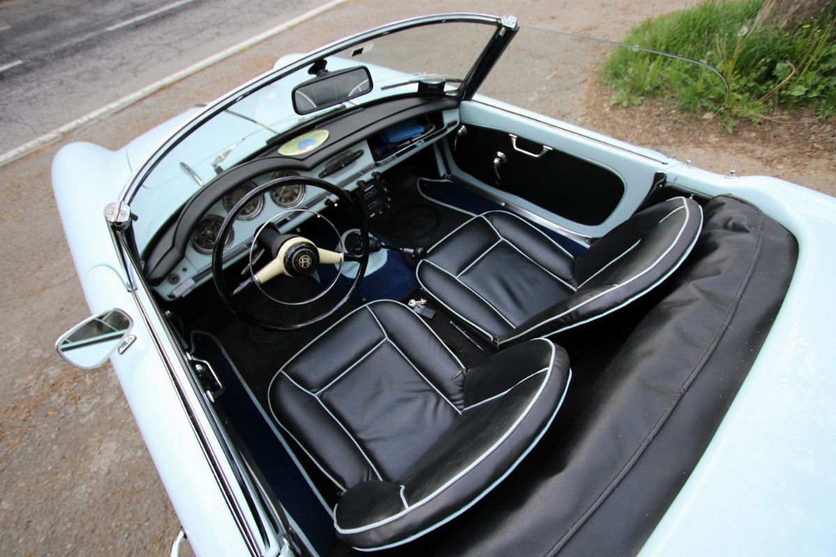 1959 Alfa Romeo Giulietta Spider Veloce (pinin Farina)