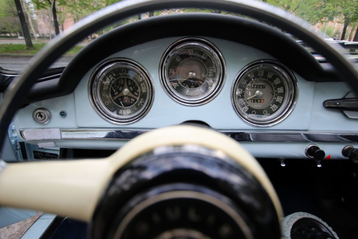 1959 Alfa Romeo Giulietta Spider Veloce (pinin Farina)