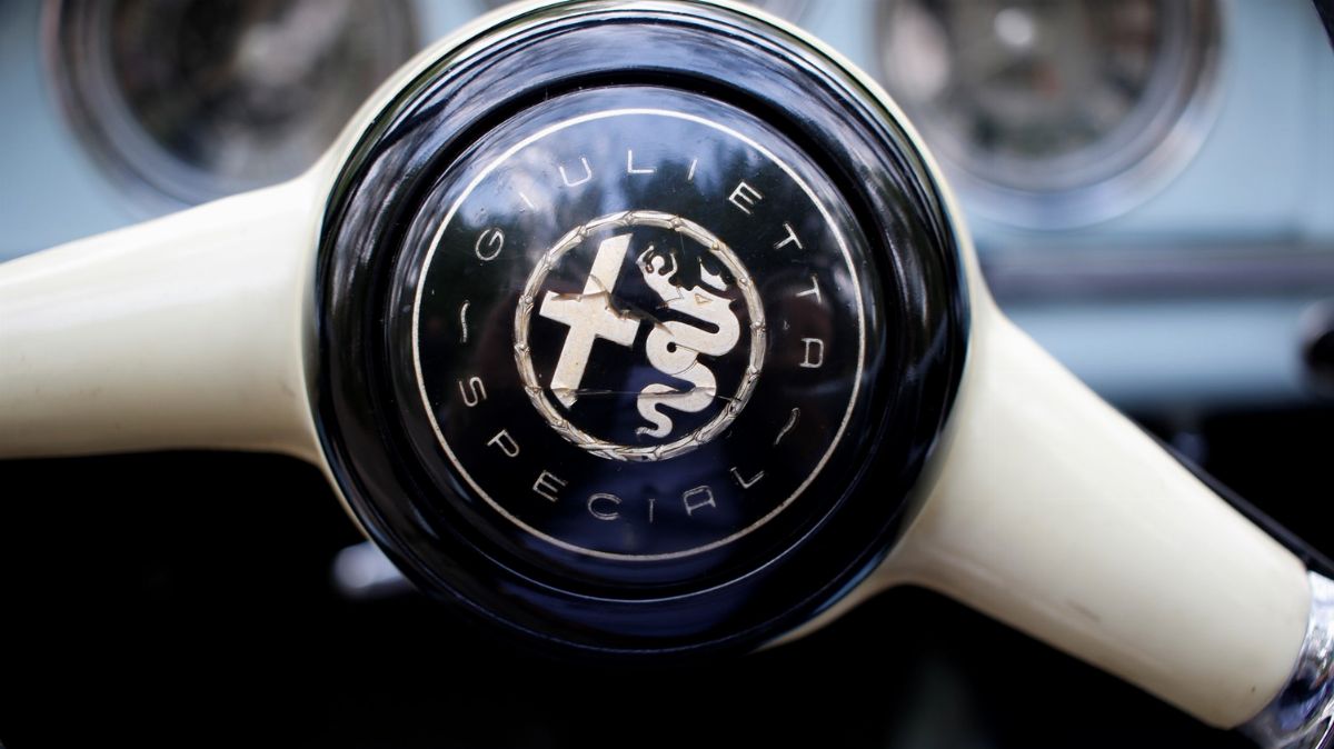 1959 Alfa Romeo Giulietta Spider Veloce (pinin Farina)