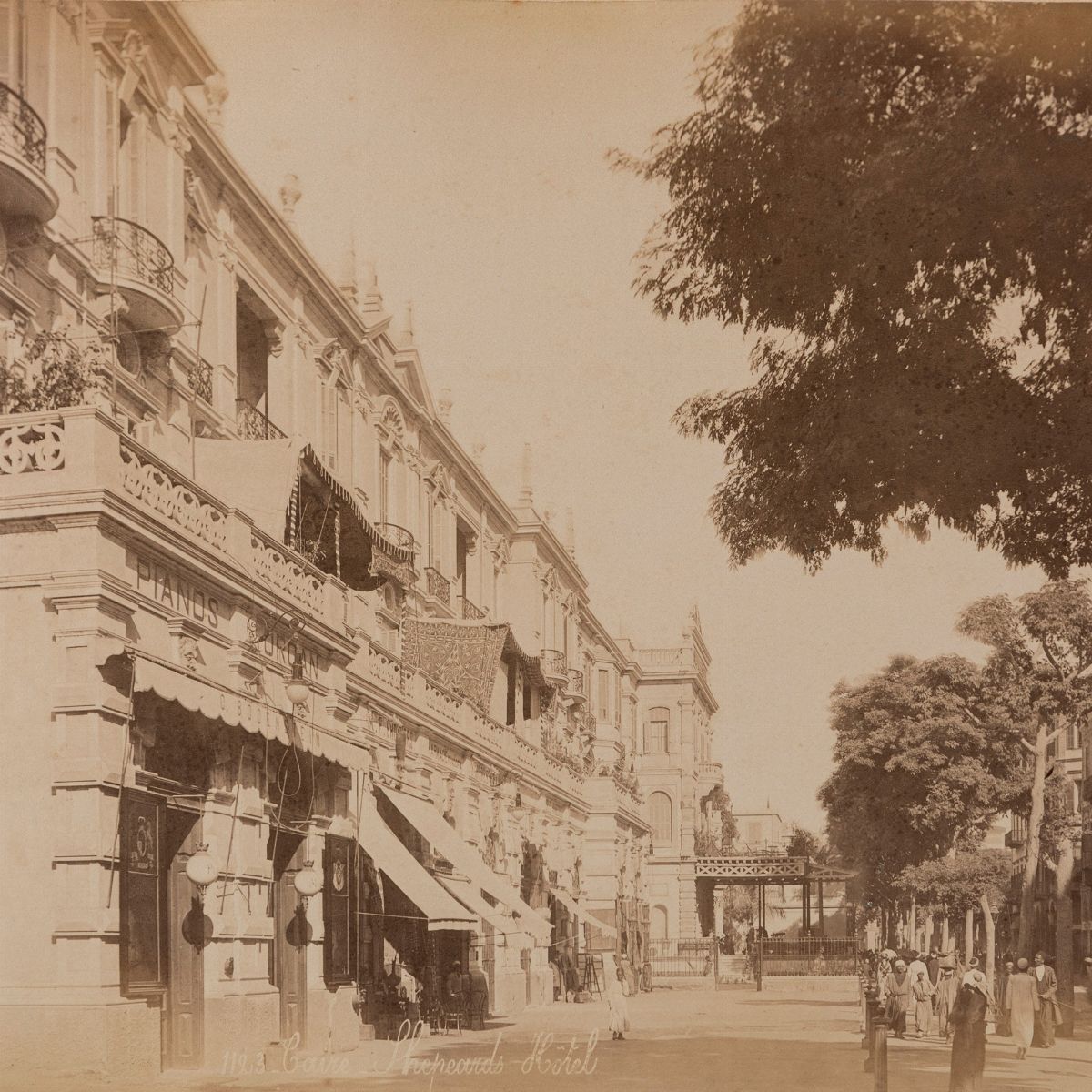 féLIX Bonfils, Gabriel Lekegian - Sais Courant ; Shepeards Hotel, Caire