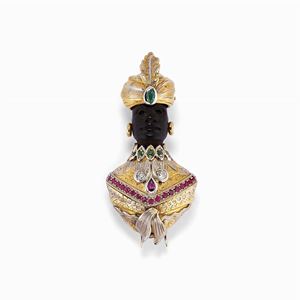 Spilla in oro bicolore 18k, diamanti, rubini e smeraldi