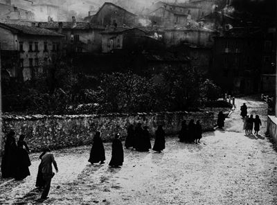 Senza Titolo (le Donne di Scanno)