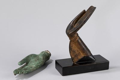 Due Mani del Buddha, bronzo, Sud-est asiatico, secoli XVIII/XIX