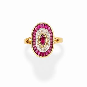  - Anello in oro bicolore 18k, rubini e diamanti