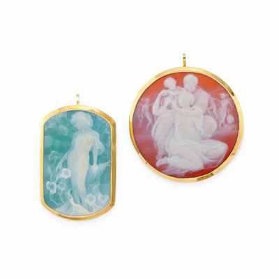 Due Spille-pendente in Oro Giallo 18k e Cammeo