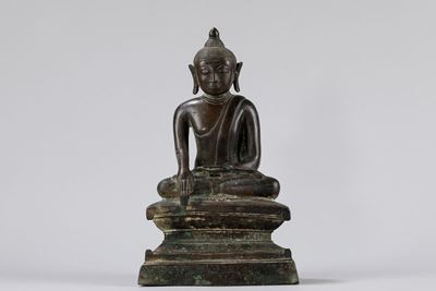 Scultura in bronzo raffigurante Buddha assiso, Sud Est Asia, XIX secolo