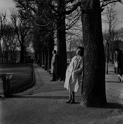 La Couple Au Jardin Du Luxembourg