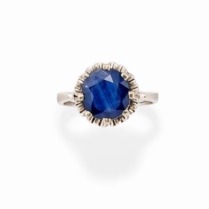  - Anello in oro bianco 18k e zaffiro